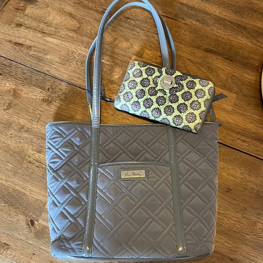 Vera Bradley quilted tote&matching wallet. Gray color,wallet is light green/gray